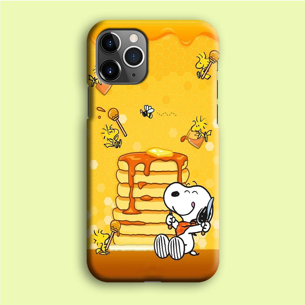 Snoopy Eats Honey iPhone 12 Pro Max Case-Plastic / Full Wrap (3D Case)-Xtracase