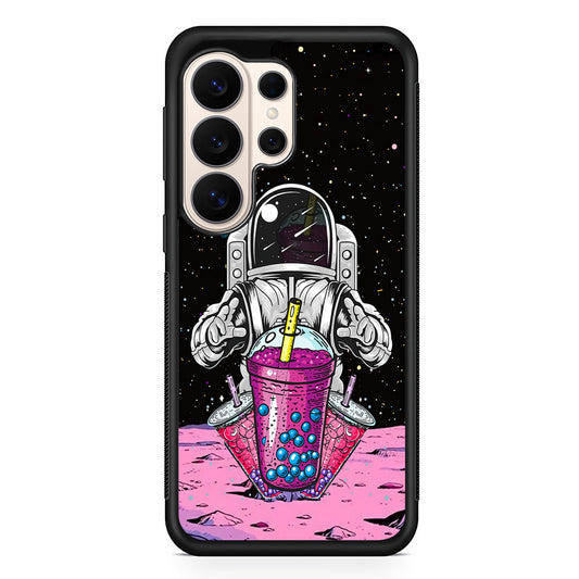 Astronaut and Bubble Ice Samsung Galaxy S26 Ultra Case | Slim Protective Case for Samsung Galaxy S26 Ultra