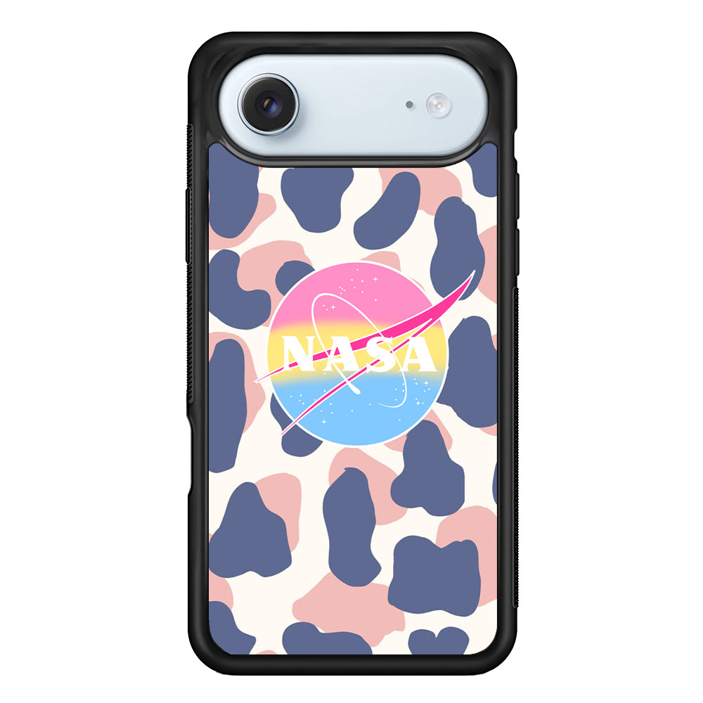 Nasa x Milky Patern iPhone 17 Air Case - Xtracase