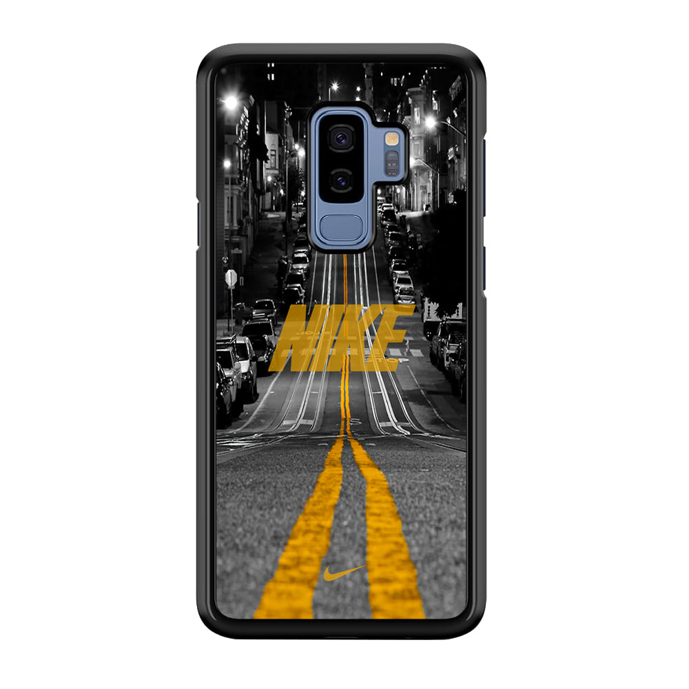 Nike Night Yellow Flames Samsung Galaxy S9 Plus Case-Xtracase