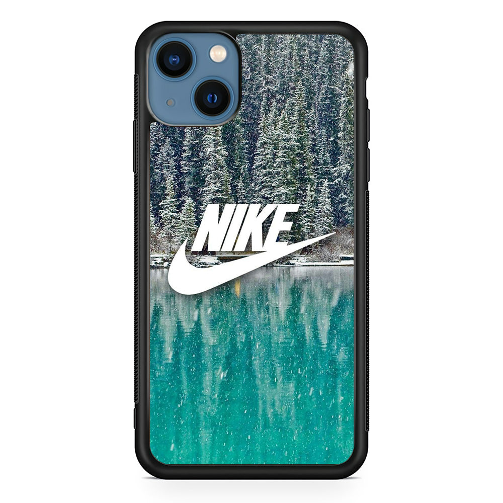 Nike Sweet Winter Moment iPhone 13 Case-Xtracase