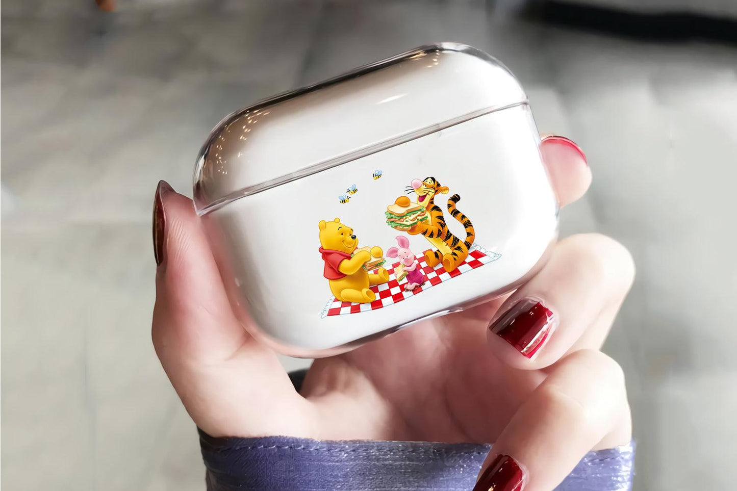 Winnie the Pooh on a Picnic Apple Airpod Pro 2 Clear Case-Xtracase