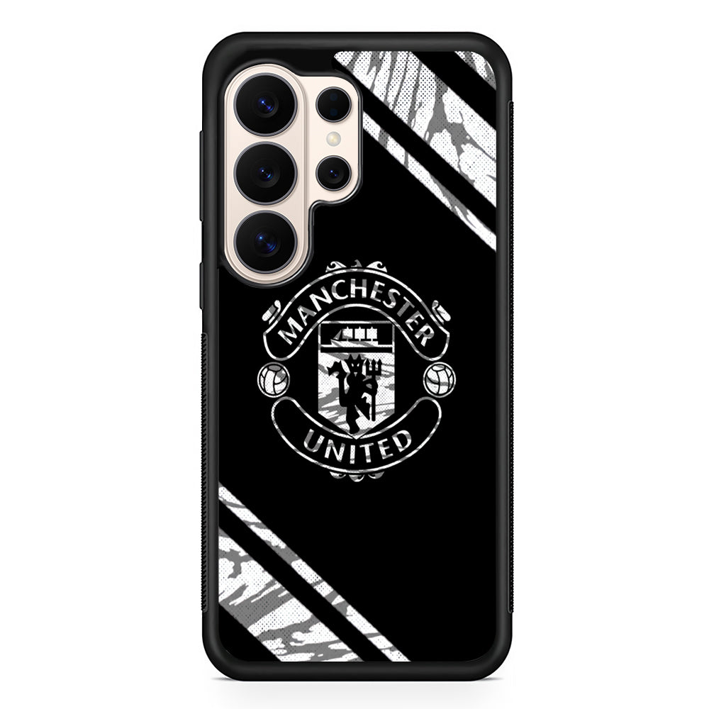 Manchester United Black Emblem Samsung Galaxy S26 Ultra Case | Slim Protective Case for Samsung Galaxy S26 Ultra