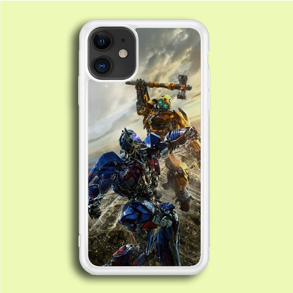 Bumblebee Fighting iPhone 12 Case-Rubber / White (2D Case)-Xtracase