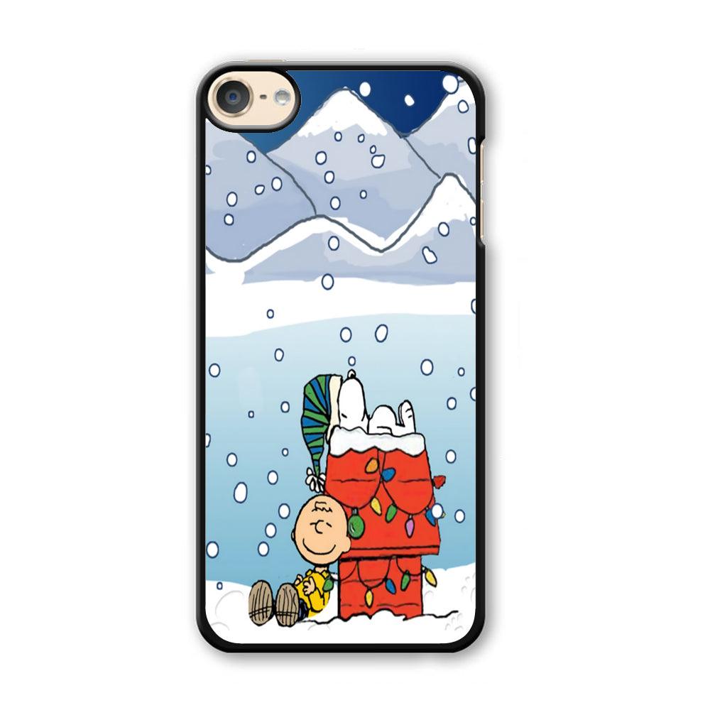 Charlie and Snoopy Sleep on The Snow iPod Touch 6 Case-Plastic / Full Wrap (3D Case)-Xtracase