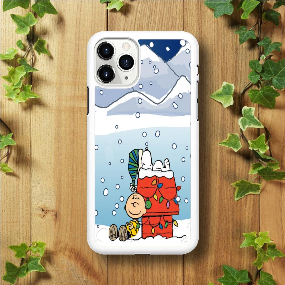 Charlie and Snoopy Sleep on The Snow iPhone 11 Pro Max Case-Rubber / White (2D Case)-Xtracase