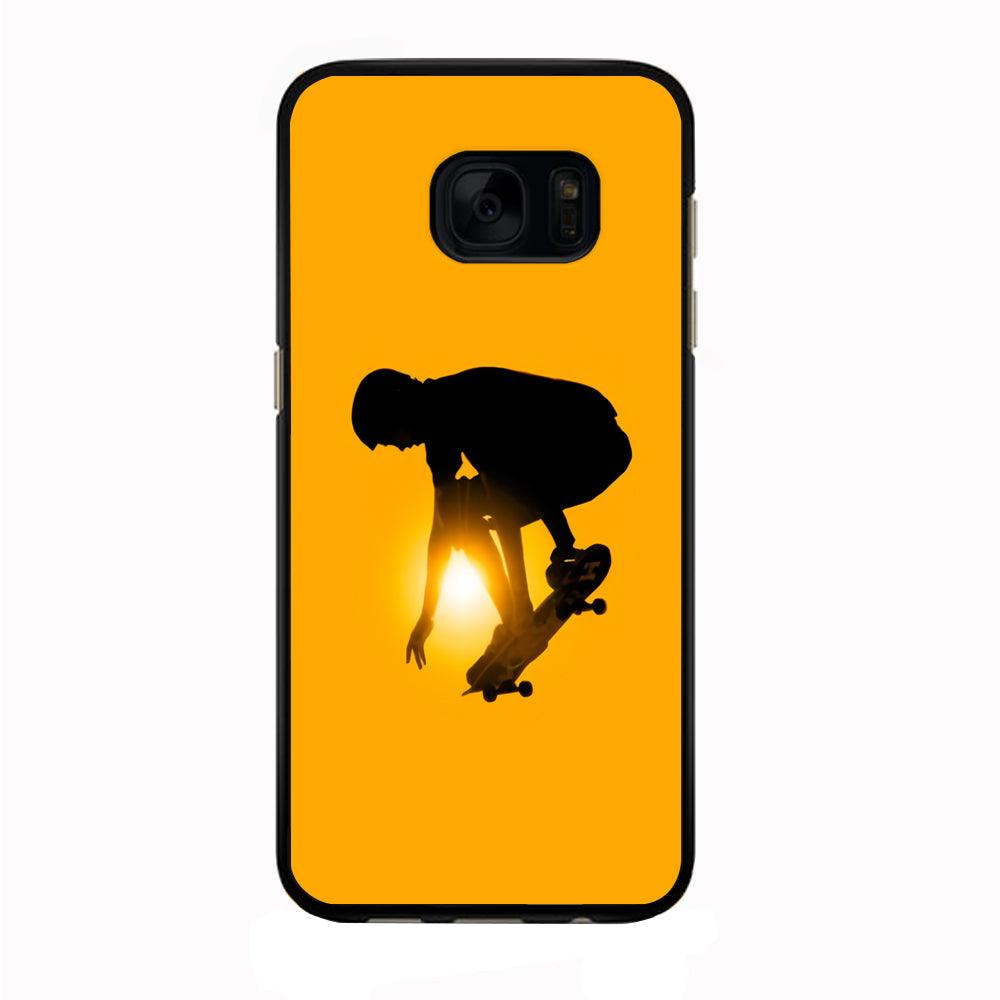 Men Play Skateboard Samsung Galaxy S7 Edge Case-Rubber / Black (2D Case)-Xtracase