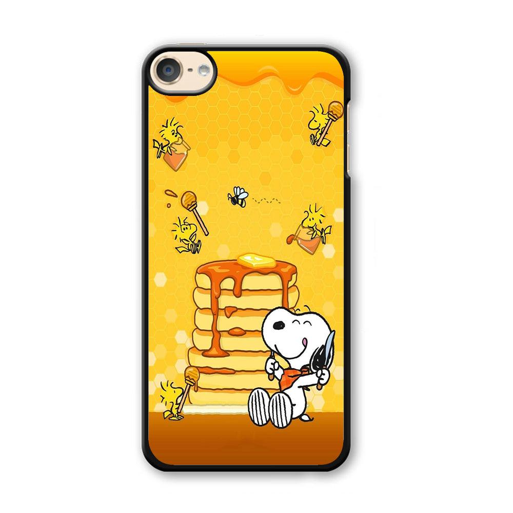 Snoopy Eats Honey iPod Touch 6 Case-Plastic / Full Wrap (3D Case)-Xtracase