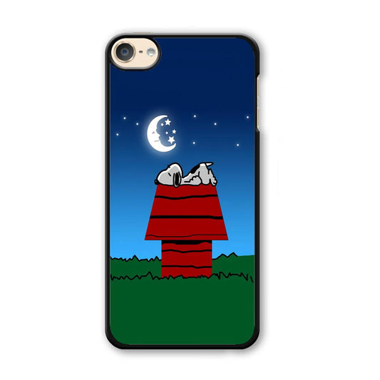 Snoopy Sleeps at Night iPod Touch 6 Case-Plastic / Full Wrap (3D Case)-Xtracase